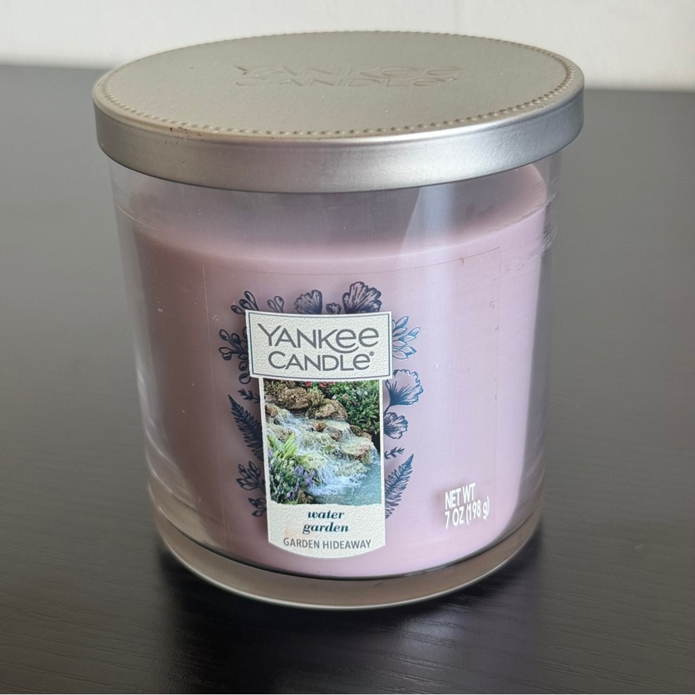 Yankee Candle Purple Water Garden Candle Jar with Silver Lid
